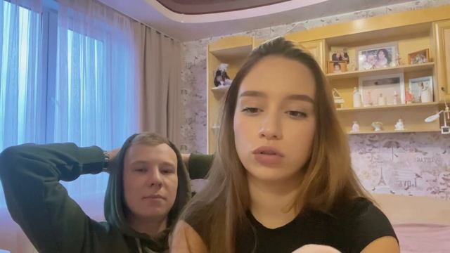 VLOG: день рождение ПЕРЦА// пробник по итоговому сочинению// спектакль// заболела:((( смотреть онлайн