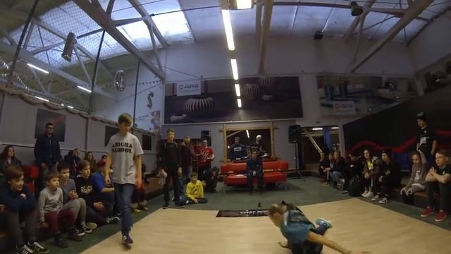 Chief Rocka Cypher Ramires vs Serpenta смотреть онлайн