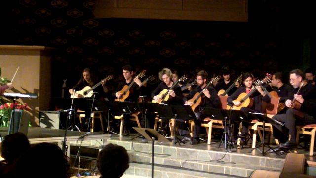 Santa Cruz Guitar Orchestra: In Honor or her Success by Mark-Hilliard Wilson - May 2013 смотреть онлайн
