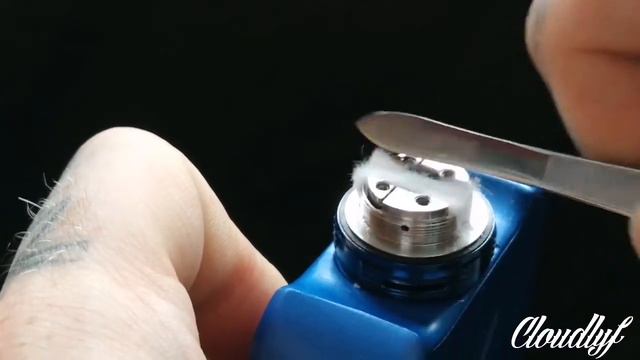 Riftcore Duo Tank By JOYETECH!! The First Coil-less tank.. Is not bad!! смотреть онлайн