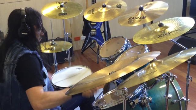 Accept - Kill the Pain -Drum Cover смотреть онлайн