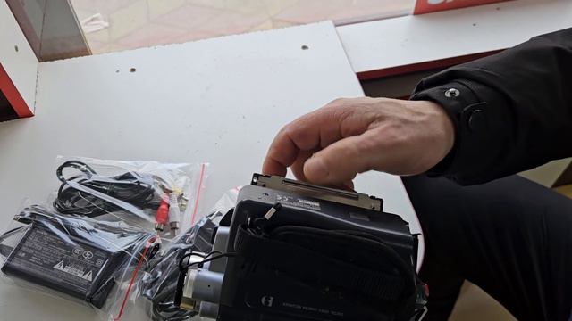 Видеокамера Sony Handycam Digital-8 смотреть онлайн