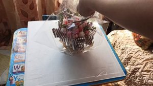 Упаковка готового мыльного букета для клиента в руки. Мыльный букет. Как упаковать мыльный букет