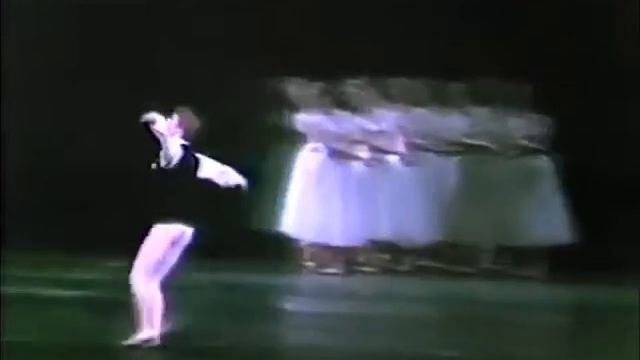Les Sylphides - Kirov/MT male variation 1950-1990s - Semenov, Nureyev, Vasiliev, Baryshnikov, ... смотреть онлайн