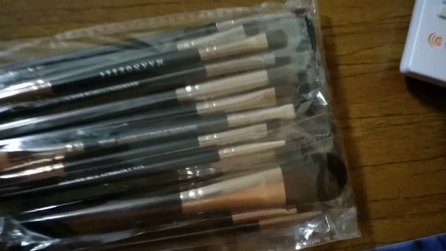 MAANGE 22pcs Makeup Brushes смотреть онлайн