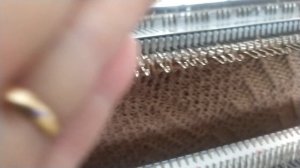 УЗОР ПО ПЕРФОКАРТЕ НЕ СОБЪЕТСЯ ПРИ ВЯЗАНИИ ВТОРОЙ ПОЛОВИНЫ .