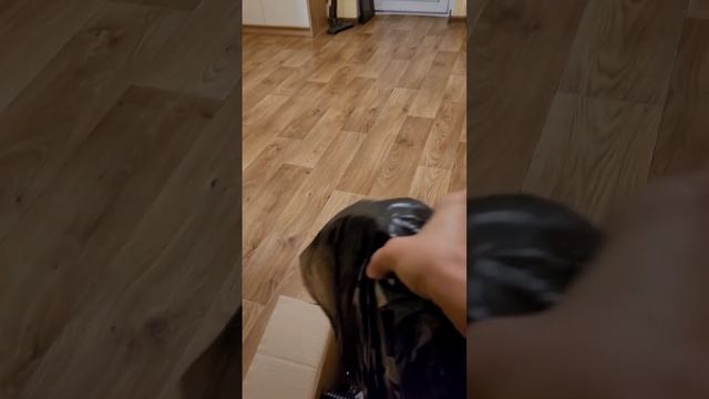 Купив гантелі і штангу. Розпаковка посилки. смотреть онлайн