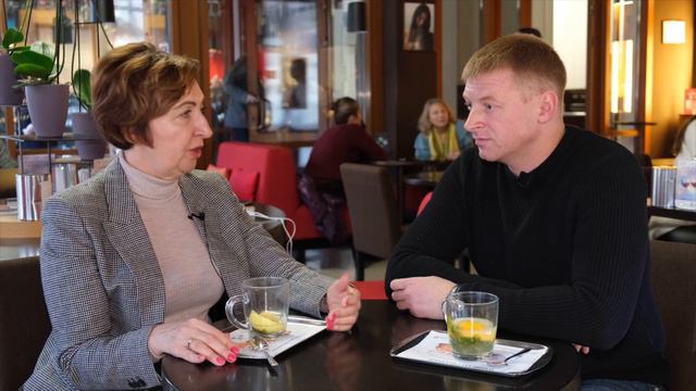 В гостях у Елены Маленковой. Андрей Оленченко, директор "Life-House" смотреть онлайн