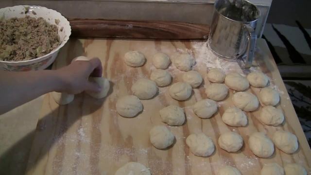 Пирожки с капустой и мясом
