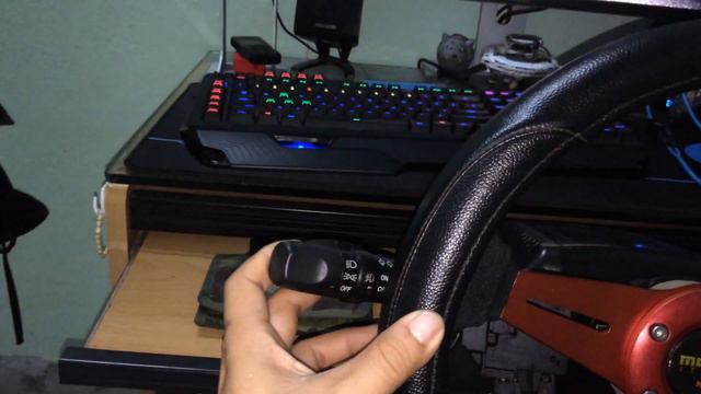 Logitech g27 modified momo wheel, light/blinker/beacon switch. смотреть онлайн