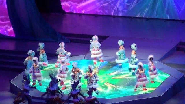 Новогодняя Кремлевская елка. Танец Эскимосиков 2 04.01.2020 смотреть онлайн