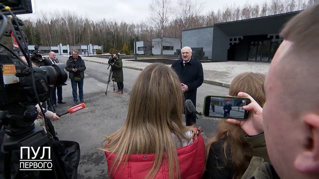Президент объяснил, почему на Западе "бесятся" из-за визита Си Цзиньпина в Россию смотреть онлайн