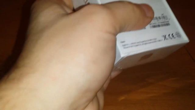 iPhone 4S за 80 $ из Сингапура смотреть онлайн
