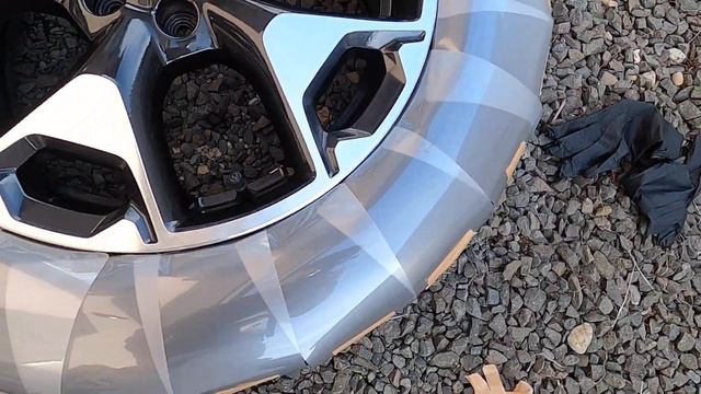 【XVカスタム計画 中編】純正ホイールを今人気のあの色に塗装してみた！ смотреть онлайн