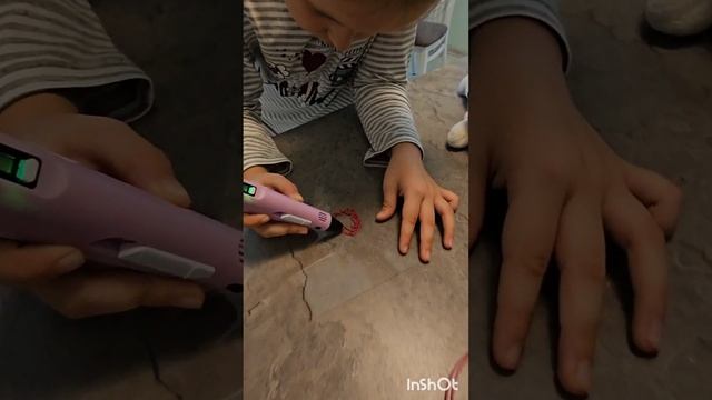 Катя творит поделки с помощью 3-D ручки ✍️?? смотреть онлайн
