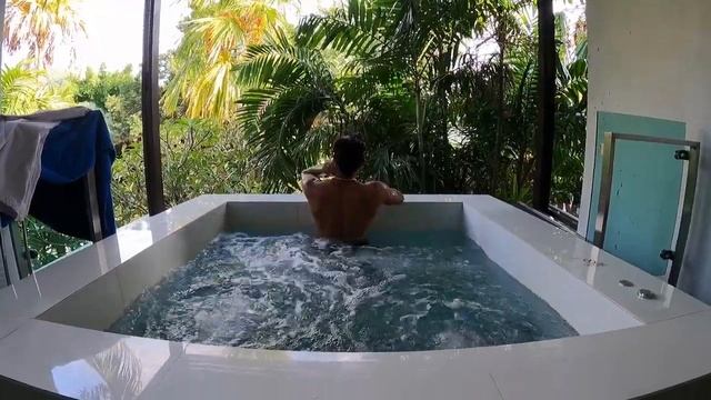 Wyndham Sea Pearl Resort #Phuket #Jacuzzi villa смотреть онлайн