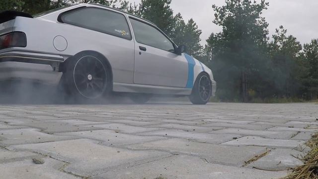 Ford Sierra CA18DET - nietypowy test dla Ani - ENG SUB смотреть онлайн