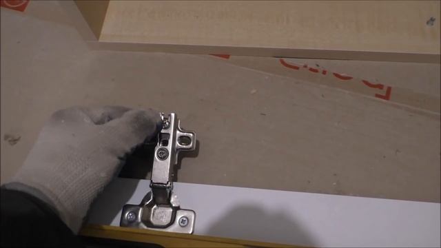 Как крепить мебельные петли смотреть онлайн