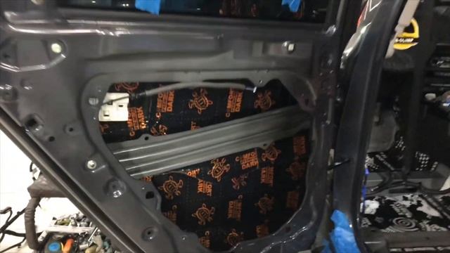 Kia Ceed доработка шумоизоляции, так как заводская шумозащита слабовата. Шви материалы Комфортмат. смотреть онлайн