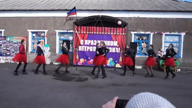 "Подай балалайку" танец на масленицу смотреть онлайн