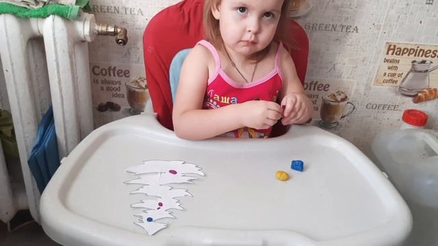 Украшаем елочку.Лепим из пластилина. смотреть онлайн