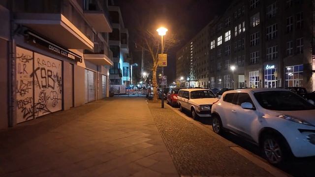 Are KITKAT and TRESOR empty on Saturday? ? NIGHT LIVE in BERLIN ??WALKING TOUR 2024 смотреть онлайн
