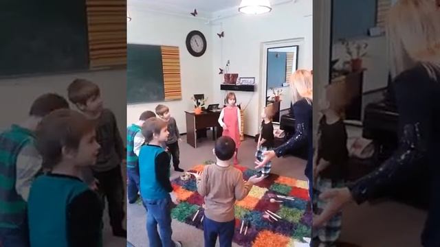 Выучили песню и названия музыкальных инструментов по- эстонски смотреть онлайн