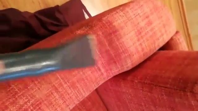 Химчистка красного дивана смотреть онлайн