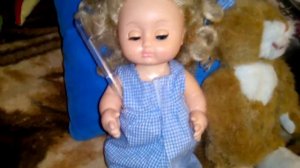 Лечим куклу! Очень полезный мультик!