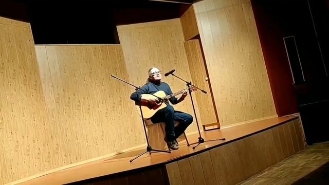 Авторская песня Олега Скальда "Сиренью задыхался майский день" смотреть онлайн