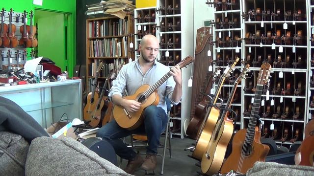 1935 Jose Ramirez Spruce and Cypress Classical Flamenco Guitar смотреть онлайн