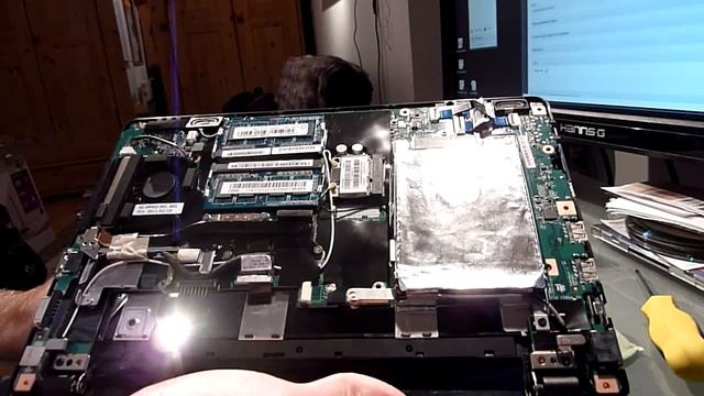 Lenovo Ideapad S205 RAM and HDD Upgrade смотреть онлайн