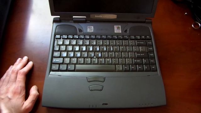 Toshiba Satellite 4080XCDT - Startup and Overview смотреть онлайн