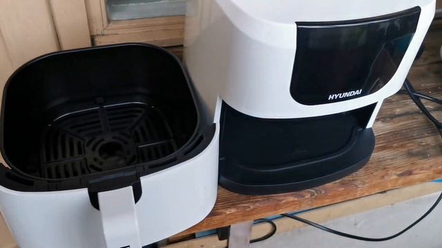 Немного об Аэрогриле HYUNDAI HYF-3554 смотреть онлайн