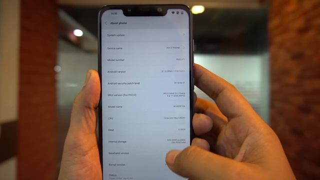 Poco F1 by Xiaomi review | comparison with OnePlus 6, ZenFone 5Z, and Honor Play смотреть онлайн