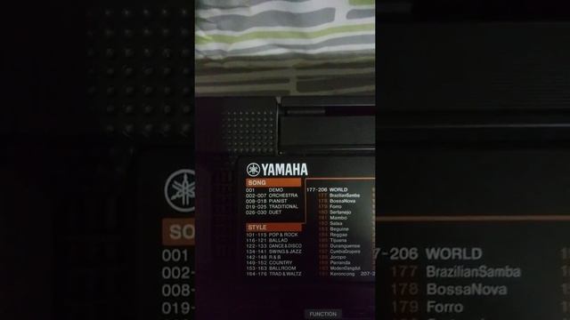 Merry's Little Lamb on Yamaha PSR-F51 смотреть онлайн