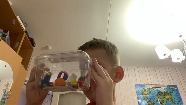 Первое видео. Егоров Матвей. Лепка монстров Тревора Скотта смотреть онлайн