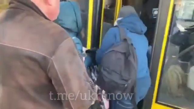 Как в Киеве ездит общественный транспорт для избранных смотреть онлайн