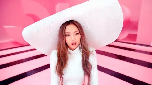 BLACKPINK (DDU-DU DDU-DU) смотреть онлайн