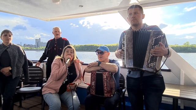 Анна Шлякова, с песней "Потеряла утром я одну серёжку" Потехинский фестиваль гармонистов 2022 г. смотреть онлайн