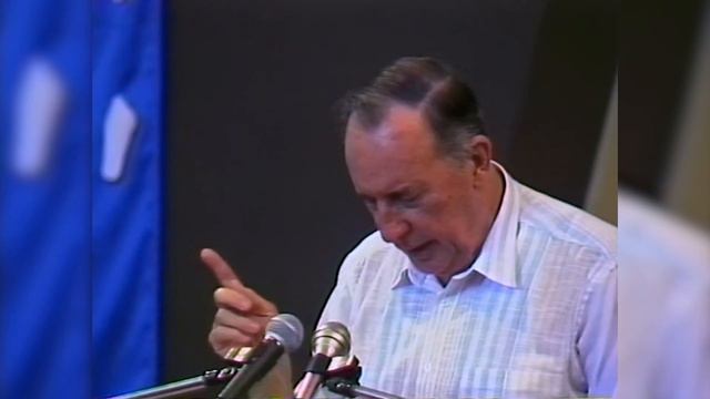 It's Not About Struggling But Yielding | Derek Prince смотреть онлайн