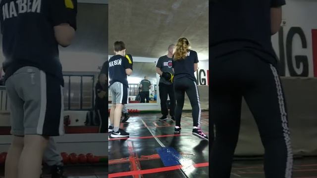 Тренировка детей по боксу. #бокс #box #тренировка #боксдлядетей #боксдлядевочек #спорт #sport смотреть онлайн