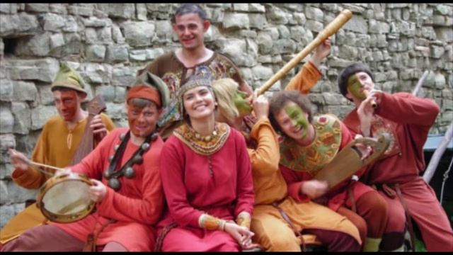 Ансамбль Ранней музыки «Drolls» - Карельские менестрели Скоморохи смотреть онлайн