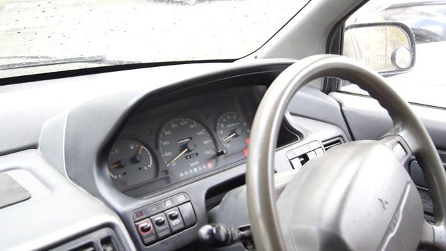 Mitsubishi Chariot Запоздалое переключение АКПП смотреть онлайн