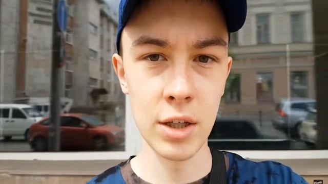 Купил Айфон SE.