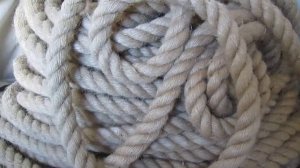 Веревка джутовая и ее применение в отделке срубов деревянных домов в деревянном домостроении