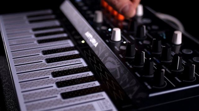 Arturia MicroFreak - Crazy Machine [SOUNDSET] • Custom Presets