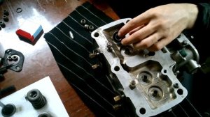 Замена маслосъемных колпачков. Alfa Romeo 33