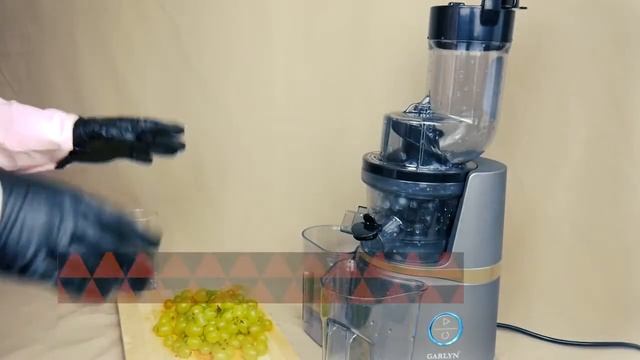 Видеоинструкция к соковыжималке Garlyn J-700 смотреть онлайн