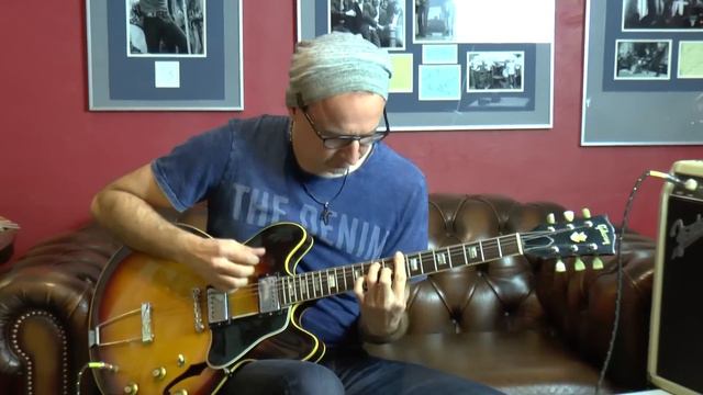 Vintage Guitar Oldenburg presents a Gibson ES 335 TD from 1966 смотреть онлайн